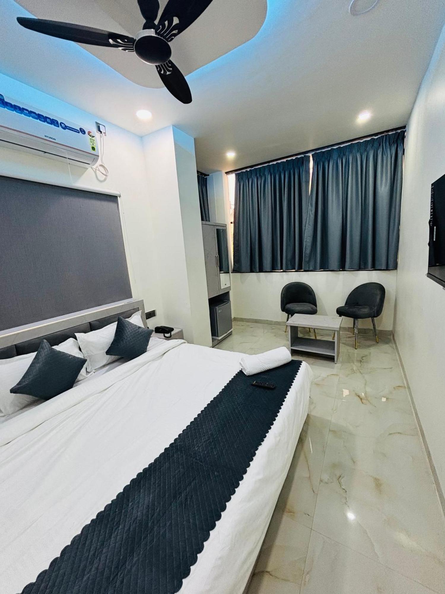 Hotel Sky City นาคปุระ ภายนอก รูปภาพ
